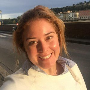 Meet your Posher, Stephanie!